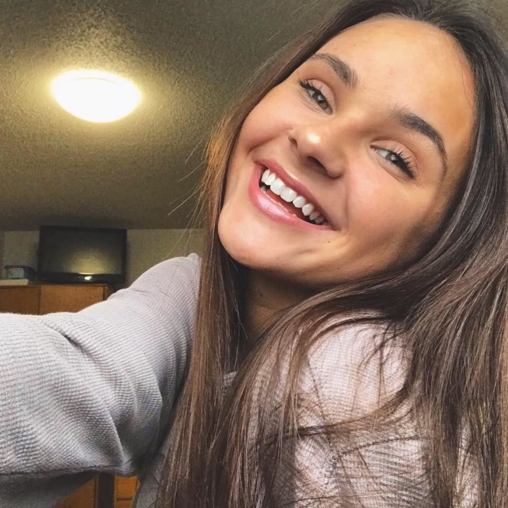 Meet your Posher, Natalie